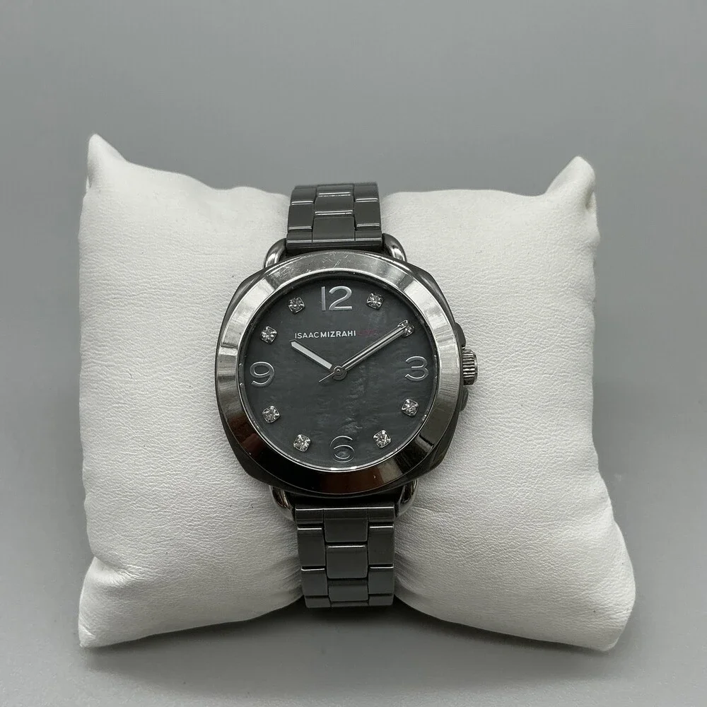 Isaac Mizrahi Live Womens Watch 35mm Gray Stainless Bracelet New Battery 7.5